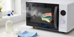How to Quickly Clean Your Microwave in 5 Minutes
